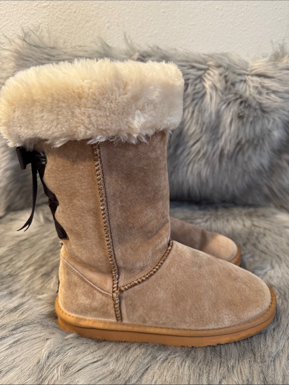 Lam Cream & Tan Suede Shearling Winter Boot Sise 7
